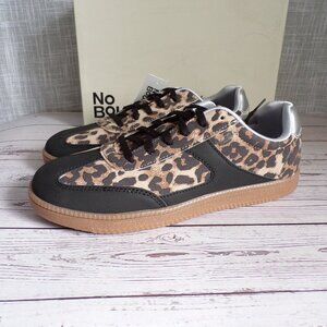 No Boundaries Women's Leopard Print Lace-Up Sport Sneakers, Size 9